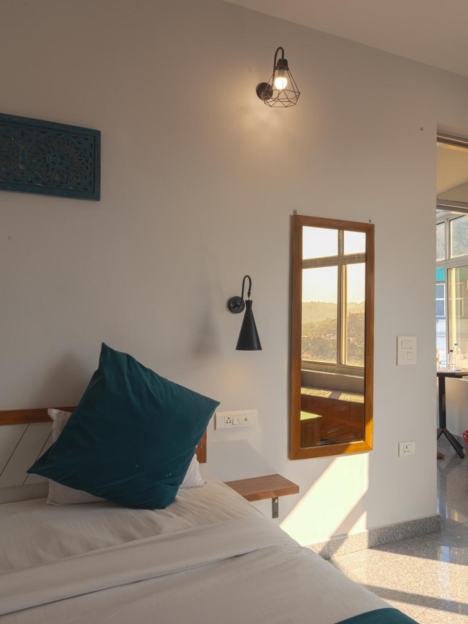 Hotel Soul Haven On Main à Rishīkesh Extérieur photo